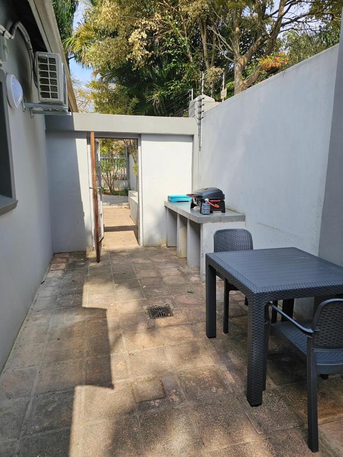 7 On Cecilia - Private With Solar Power Homestay *